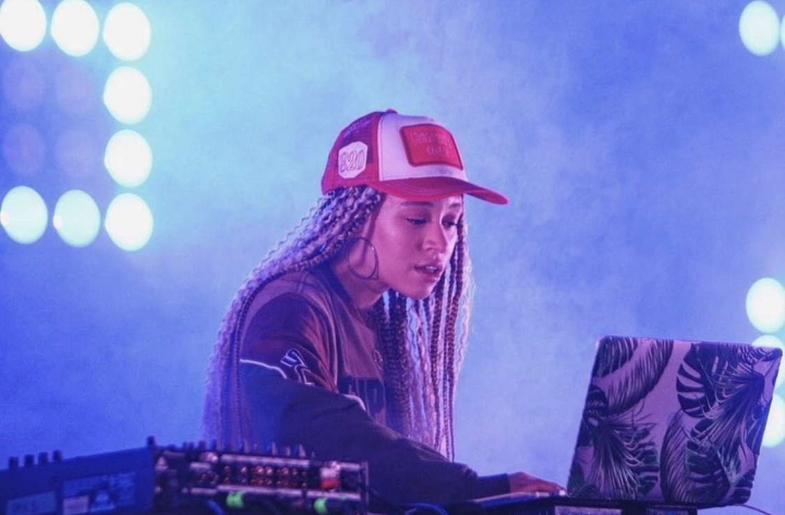 Young Jas performing at Rolling Loud in Montreal.